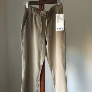 Lululemon On The Fly 7/8 *Woven